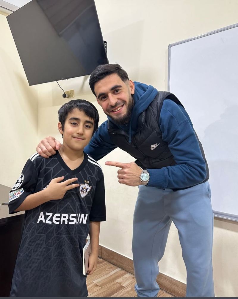 
                   Elvin Cəfərquliyev 