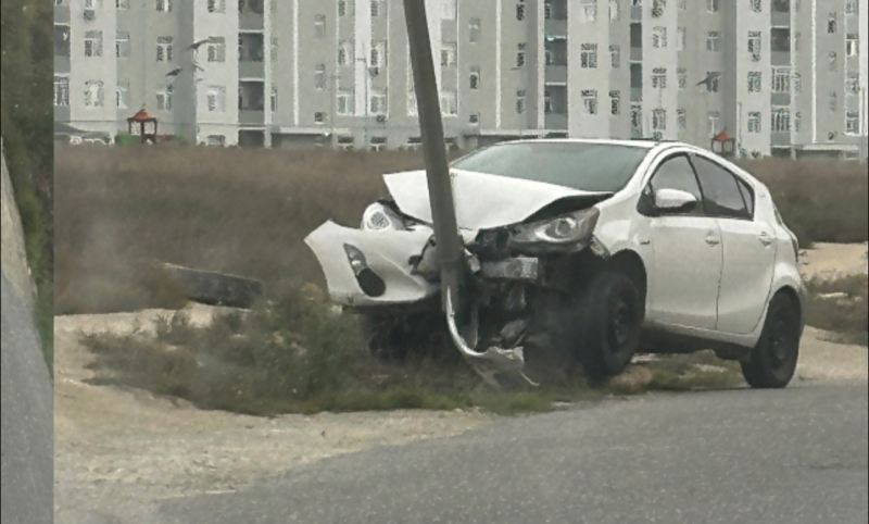 
                   Bakıda avtomobil işıq dirəyinə çırpıldı - VİDEO   
                