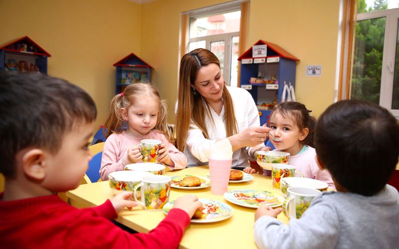 
                   Sabahdan bağça müəllimlərinin yerdəyişməsi başlayır   
                