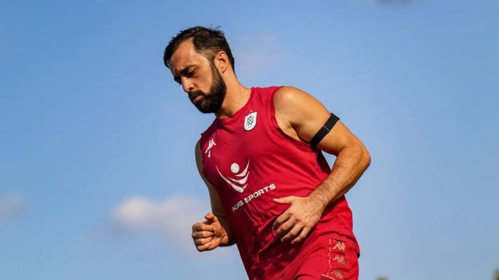 \"Neftçi\" Elvin Camalovla yollarını ayırdı