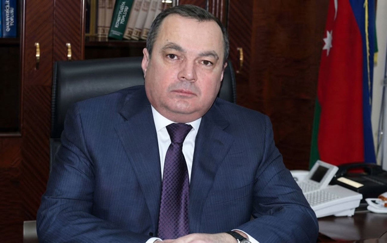 Prezident icra başçısını vəzifəsindən azad etdi - Sərəncam 