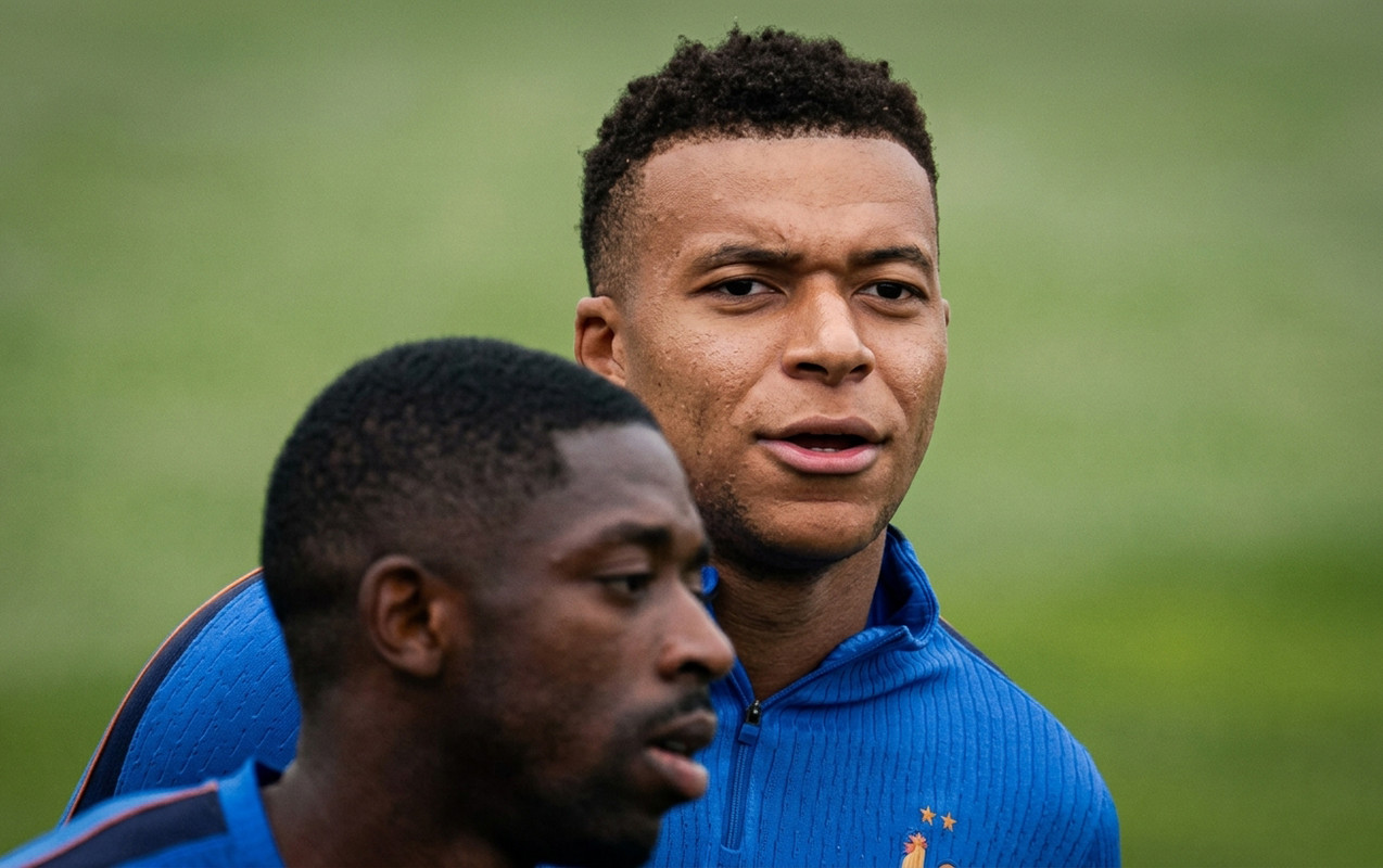 Fransa millisində parçalanma - Mbappe komandanı özünə düşmən etdi