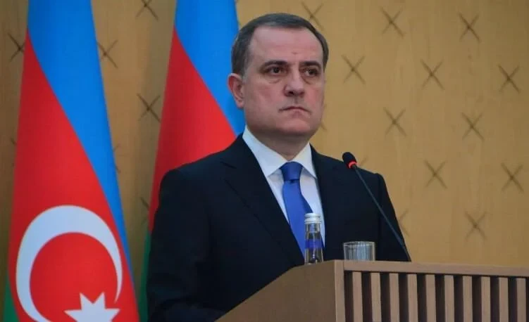 Ceyhun Bayramov fransalı həmkarı ilə görüşdü&nbsp;