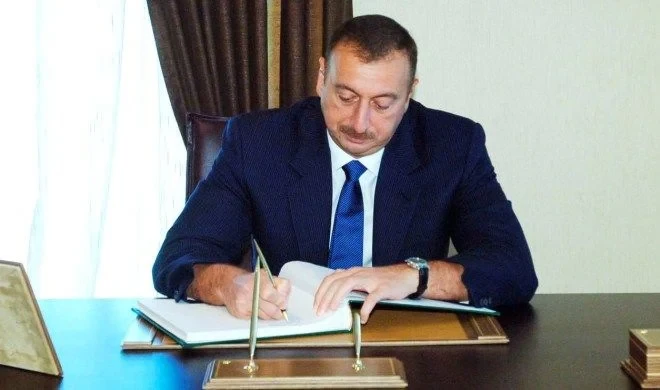 Prezident onları əfv etdi - Adlar 