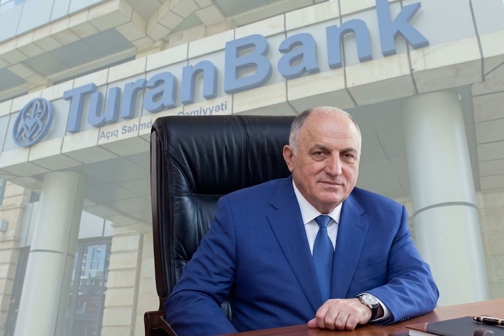 “TuranBank”ın rəhbəri xüsusilə külli miqdarda dələduzluqda ittiham olunur&nbsp;&nbsp;