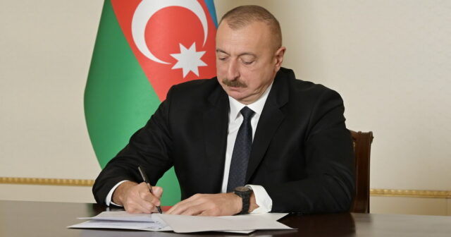 Prezident bu hərbçiləri təltif ETDİ