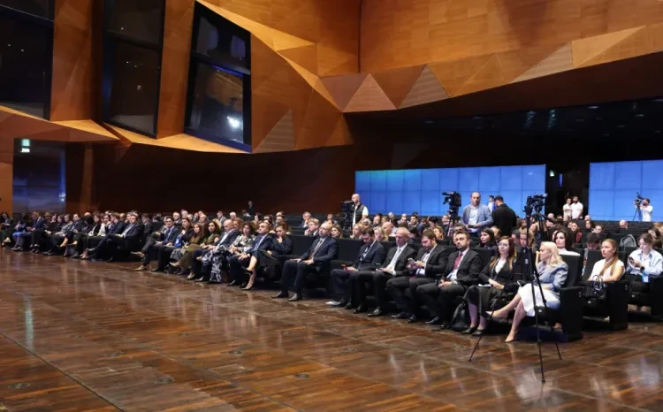II Azərbaycan Beynəlxalq İnvestisiya Forumu başa ÇATDI