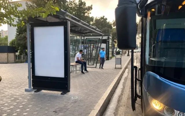 Bakının bu ərazilərində yeni dayanacaqlar quraşdırıldı