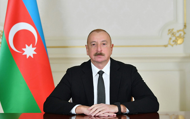 İlham Əliyev “ADEX 2026” və “Securex Caspian” sərgiləri ilə tanış olub