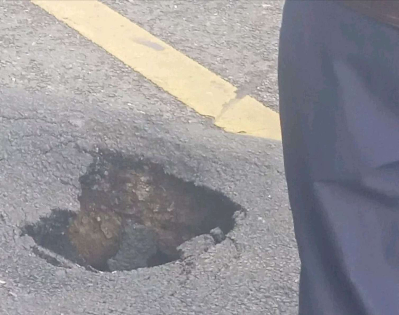Bakıda yol çökdü - FOTO