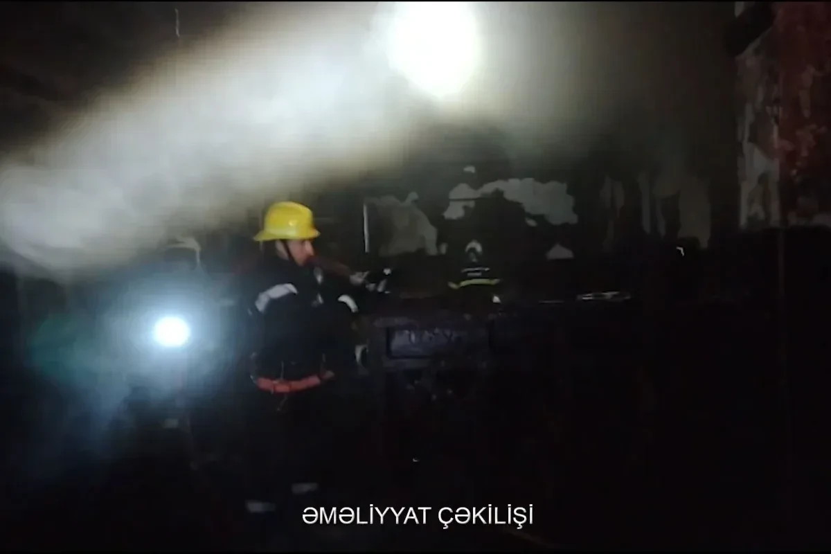 Bakıda restoranda yanğın - VİDEO
