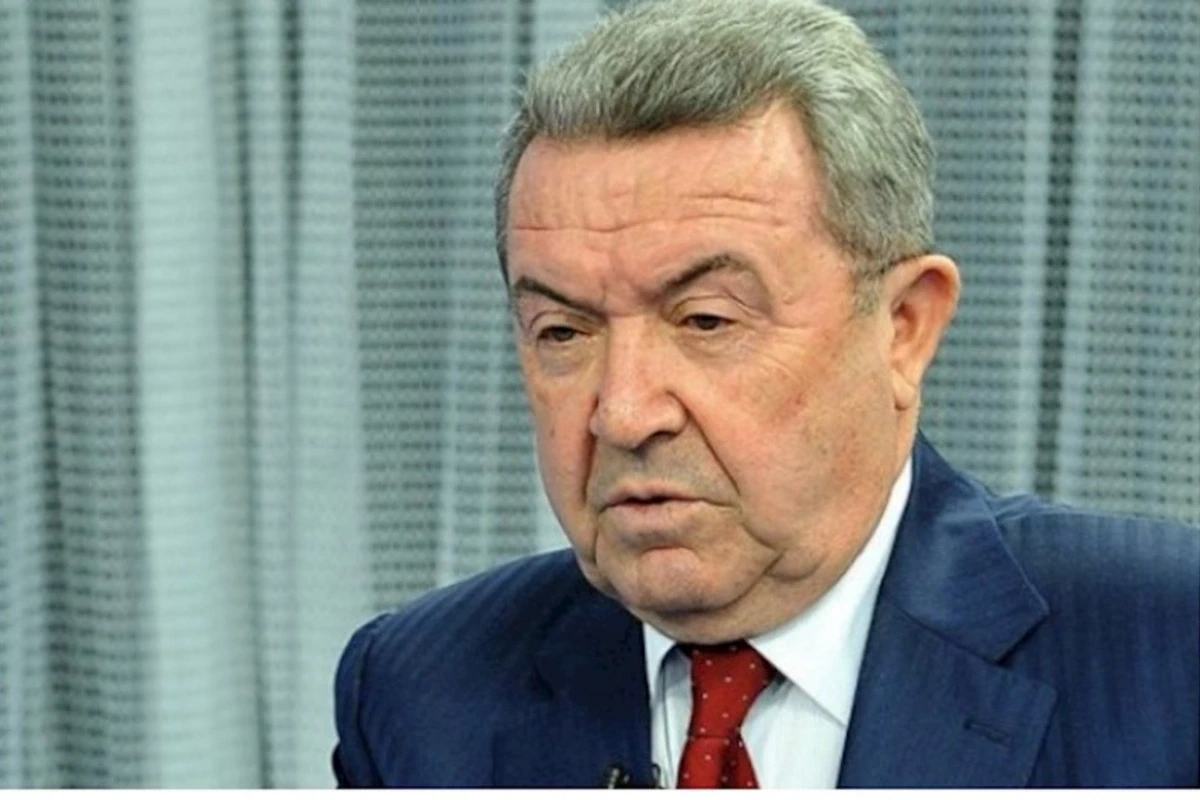Misir Mərdanov müəllimlərin maaşından DANIŞDI