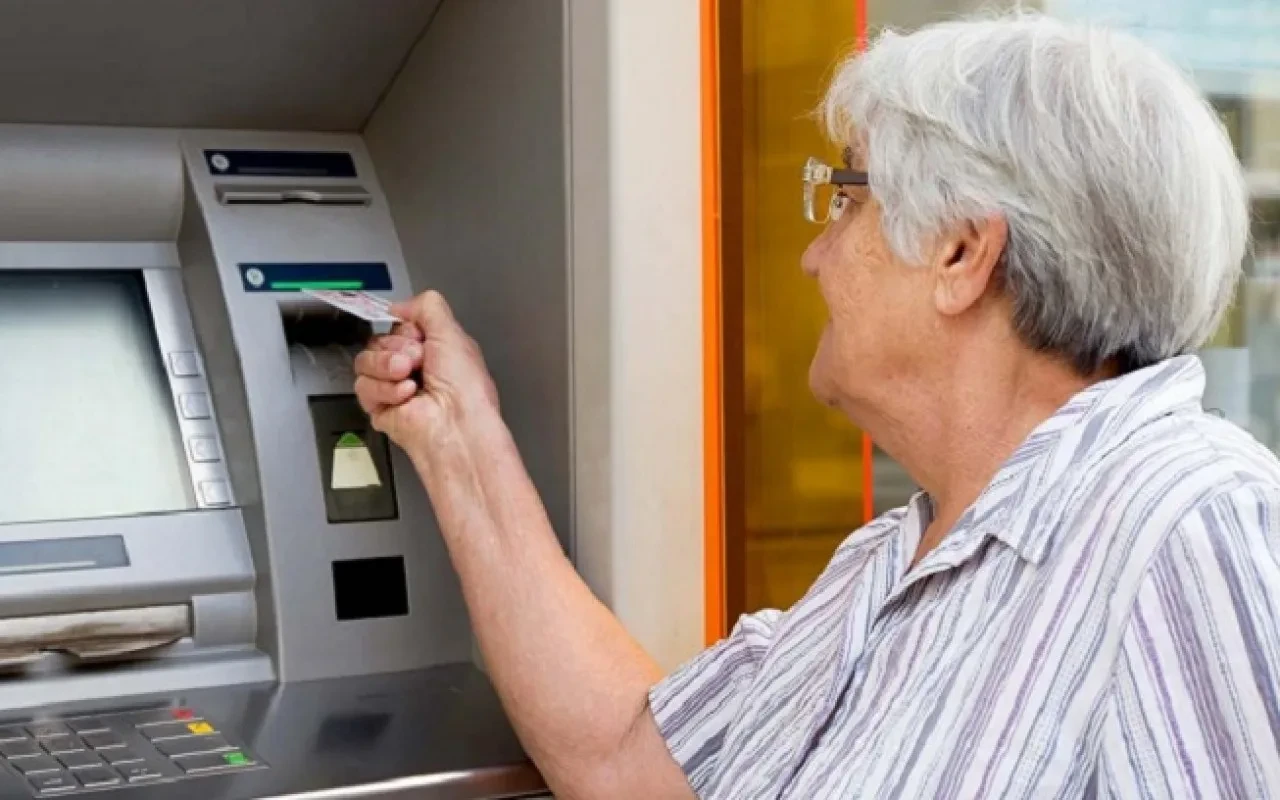 Pensiyaların ödəniləcəyi tarix açıqlandı