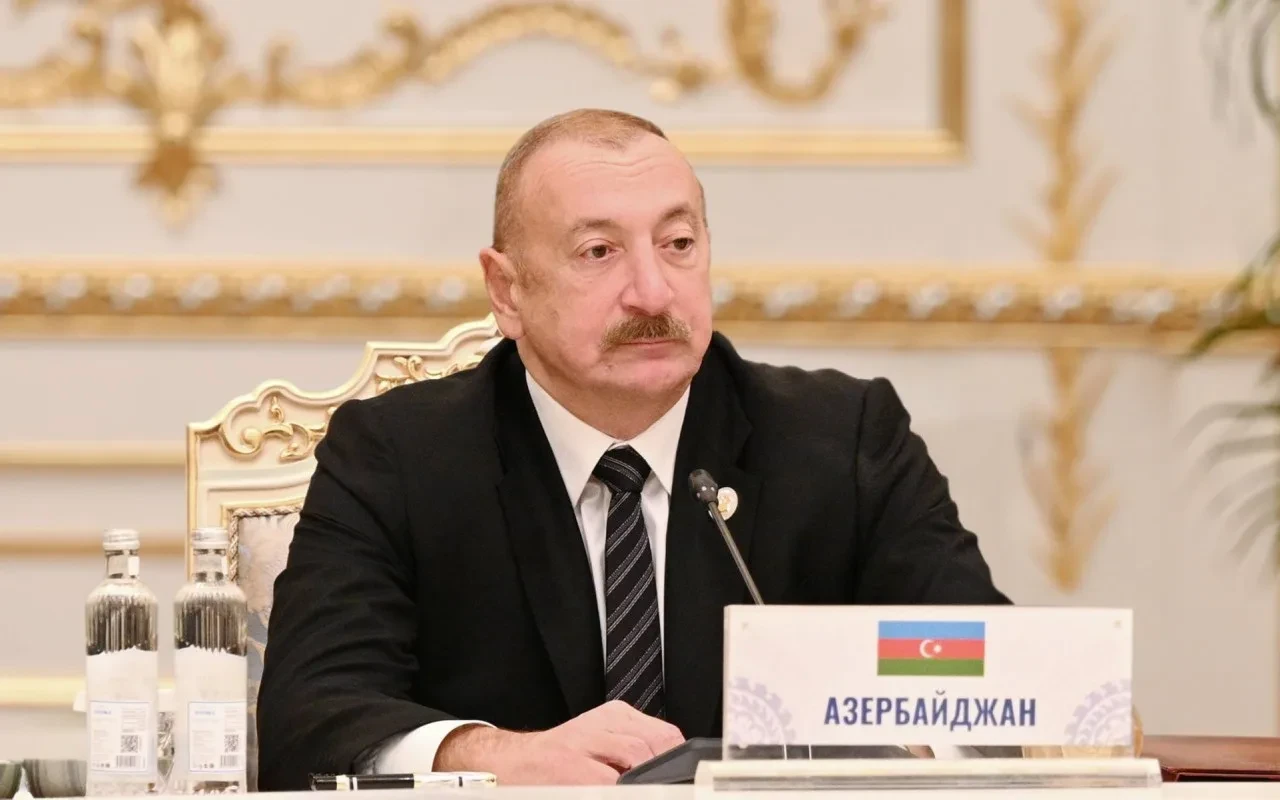 İlham Əliyev MDB dövlətlərinin başçılarının görüşündə iştirak edir