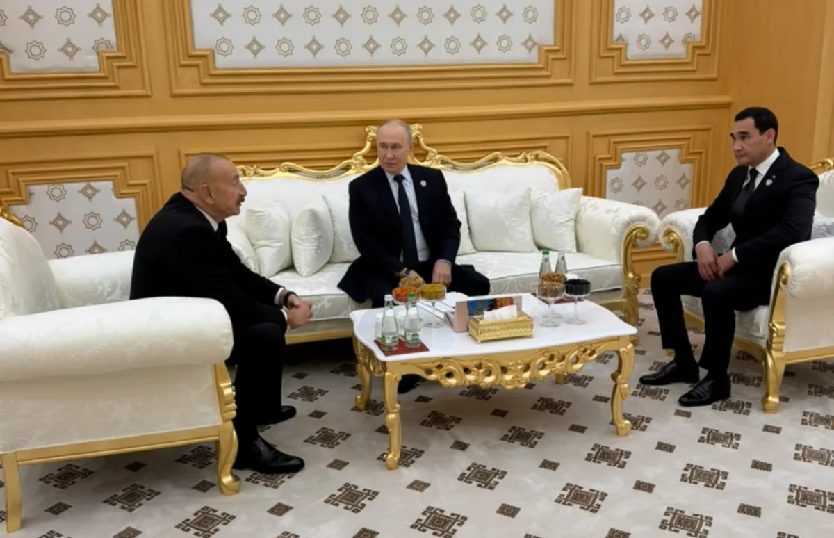 Əliyev Putin və Berdiməhəmmədovla görüşdü
