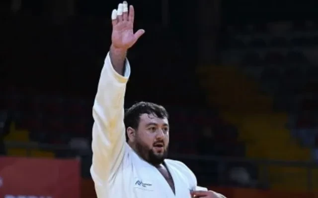 Kənan Nəsibov bürünc medal qazandı