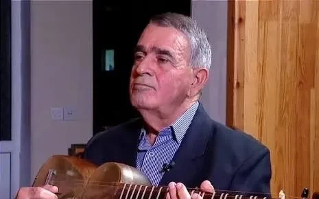 Elxan Müzəffərov dünyasını dəyişdi