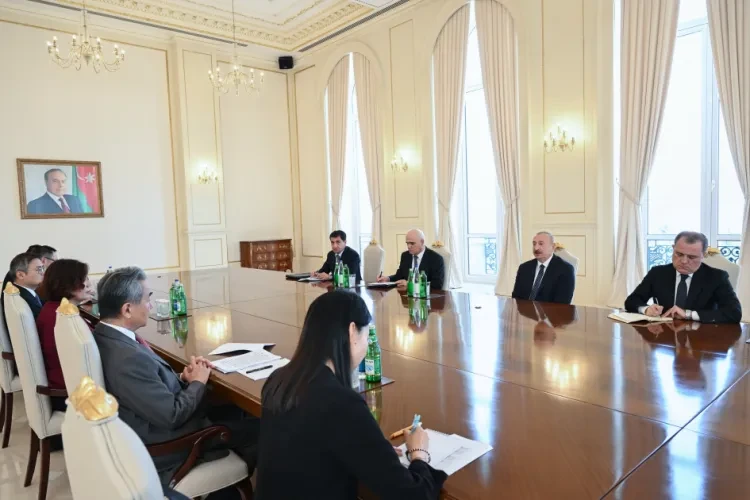 İlham Əliyev Çin Kommunist Partiyası Mərkəzi Komitəsinin Siyasi Bürosunun üzvünü qəbul etdi