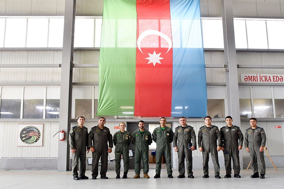 İtaliya hərbçiləri Azərbaycana gəldi - FOTO