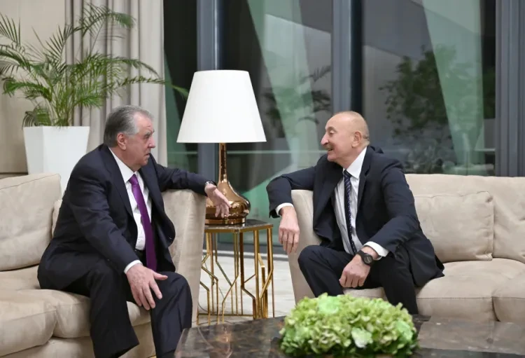 İlham Əliyev Tacikistan Prezidenti ilə görüşdü