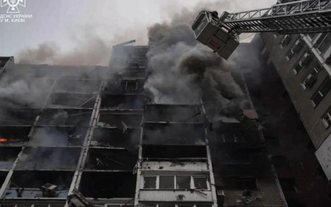 Rusiya Ukraynanın metallurgiya zavodlarına kütləvi hücuma keçib