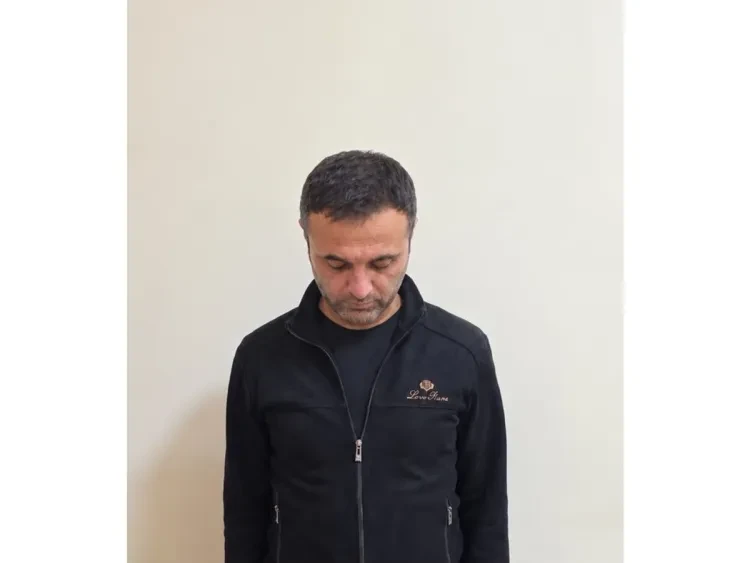 Xalçayuma xidməti adı altında vətəndaşları aldadan şəxs saxlanıldı