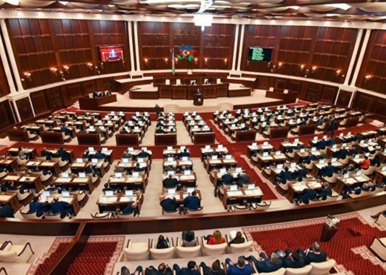 2027-ci ilin dövlət büdcəsi layihəsi Milli Məclisə daxil oldu