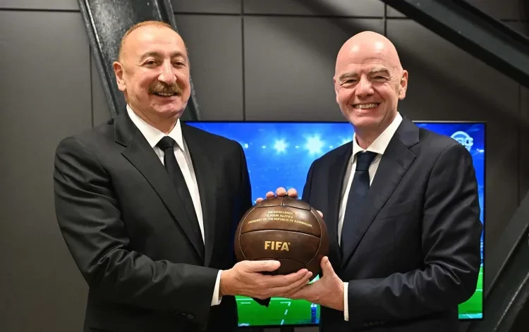 İnfantino İlham Əliyevə təşəkkür etdi - FOTO
