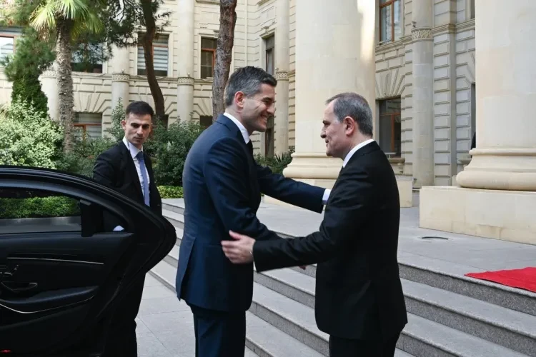 Ceyhun Bayramovun Niderland XİN rəhbəri ilə görüşü başladı - FOTO&nbsp;