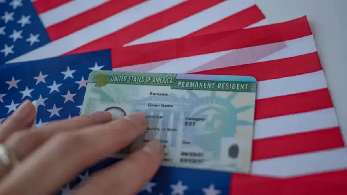 \"Green Card\"a qeydiyyatı gözləyənlərə pis xəbər
