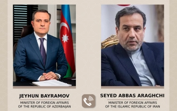 Bayramov Əraqçi ilə danışdı