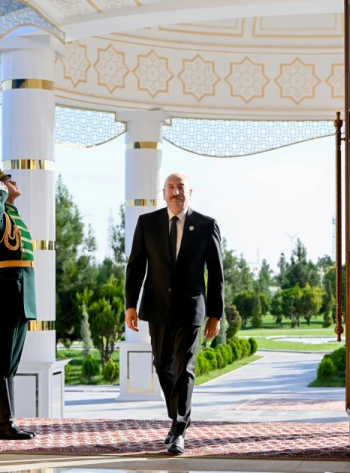 Prezident İlham Əliyev MDB Dövlət Başçıları Şurasının iclasında iştirak etmək üçün “Avaza” Kompleksinə gəlib YENİLƏNİB