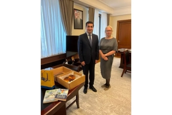 İsveç səfiri Hikmət Hacıyevlə görüşdü