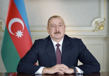Prezident FIFA U-15 dünya çempionatının və festivalının açılış mərasimini izləyir