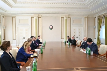 Prezident Niderlandın xarici işlər nazirini qəbul etdi - FOTO