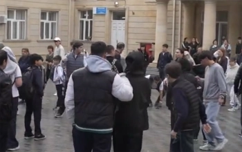 Mətbuat Şurasından jurnalistlərə qarşı fiziki təzyiqə - Etiraz